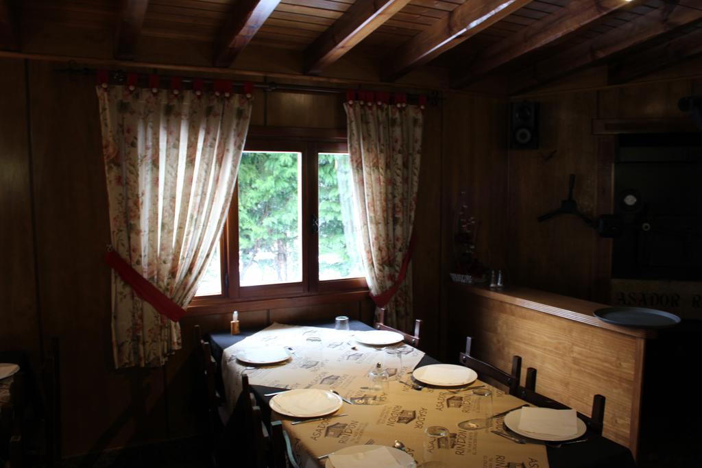 Hotel Asador Rindion Тинео Экстерьер фото