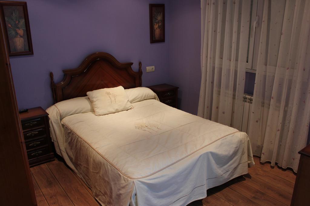 Hotel Asador Rindion Тинео Номер фото