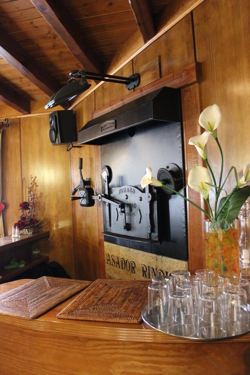 Hotel Asador Rindion Тинео Экстерьер фото
